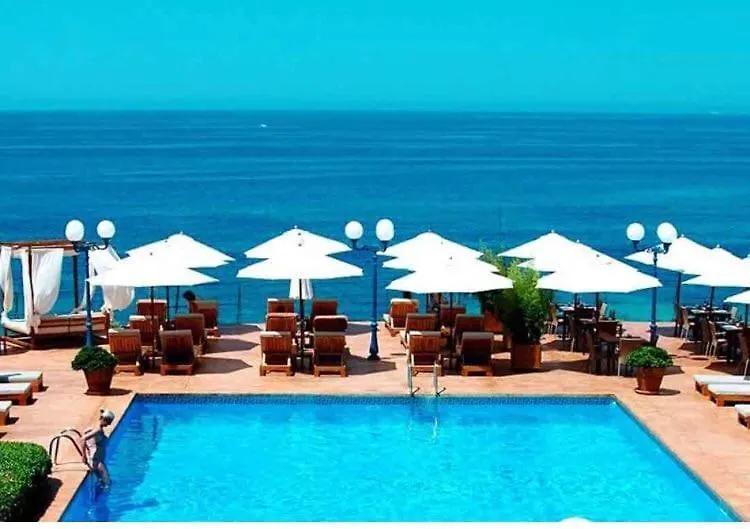 Villa Dinastia Resort Lujo 루크마호르